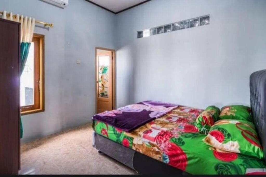 Villa Mutiara Citra Puncak Bu Eva Sampal Exterior foto