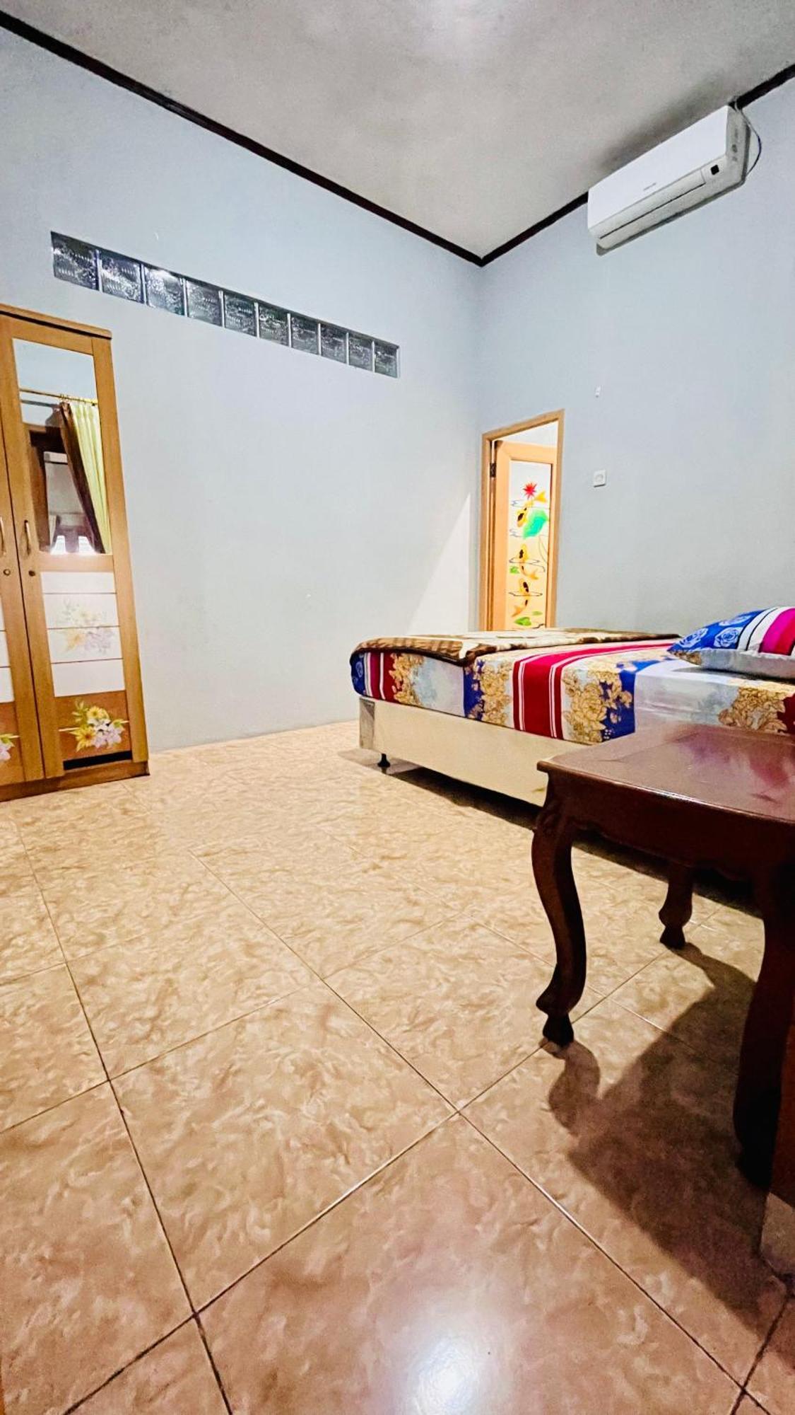 Villa Mutiara Citra Puncak Bu Eva Sampal Exterior foto